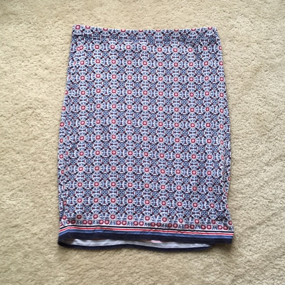 Max studio straight line skirt - Picture 1 of 3